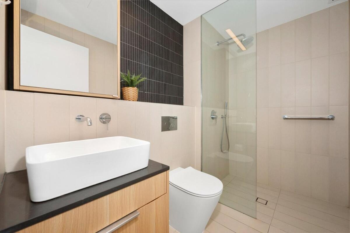Convenient Two Bed Parramatta Sydney