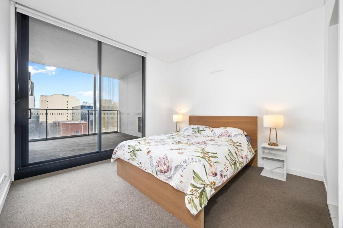 Apartment Convenient Two Bed Parramatta Sydney